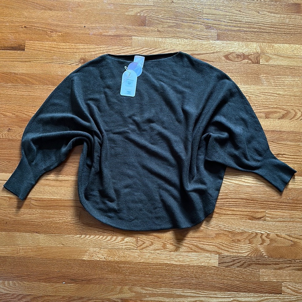 Kerisma olive green sweater